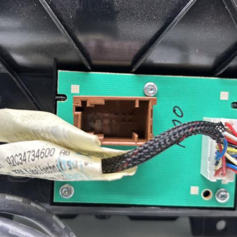 Ecran GPS PEUGEOT 3008 1 Photo n°4