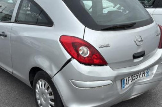 Calculateur moteur OPEL CORSA D