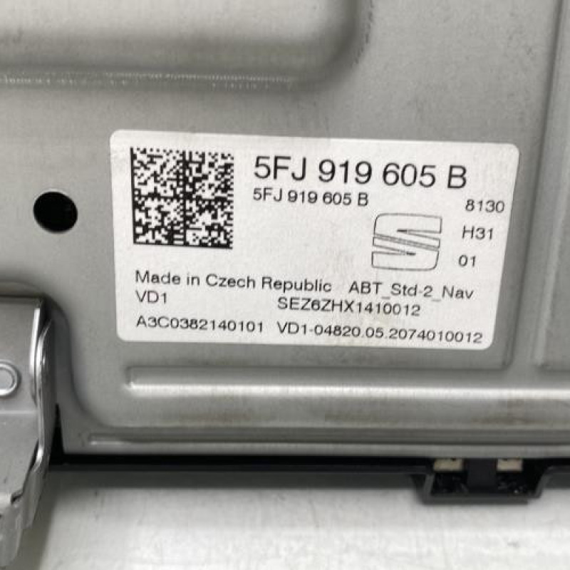 Ecran GPS SEAT ATECA Photo n°4