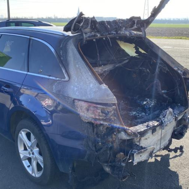 Ecran GPS AUDI A4 4 Photo n°8