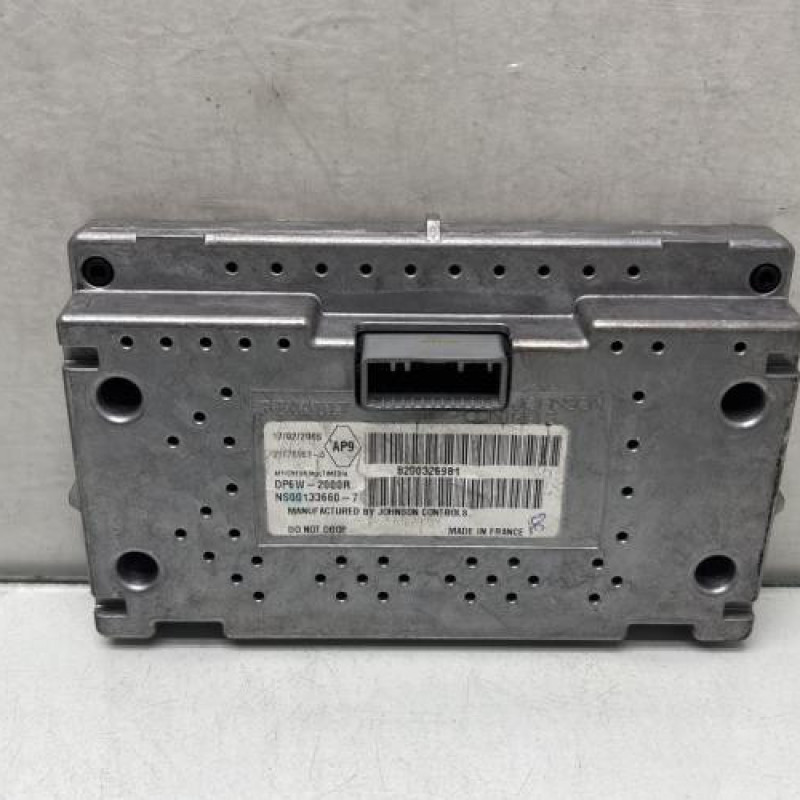 Ecran GPS RENAULT VEL SATIS Photo n°2