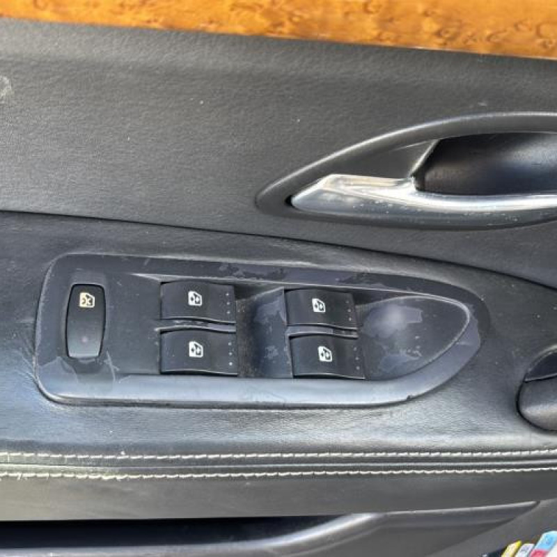 Ecran GPS RENAULT VEL SATIS Photo n°15