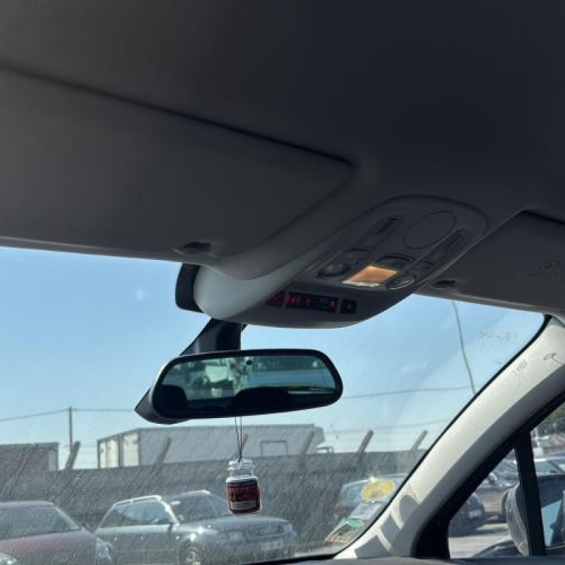 Ecran GPS CITROEN C4 2 Photo n°17