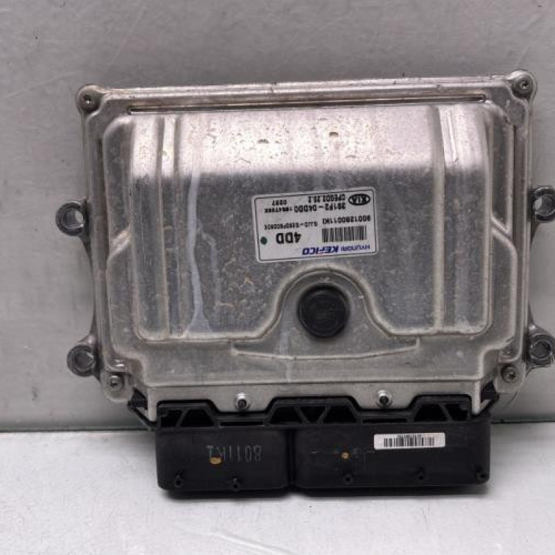 Calculateur moteur KIA CEE-D 2 Photo n°1