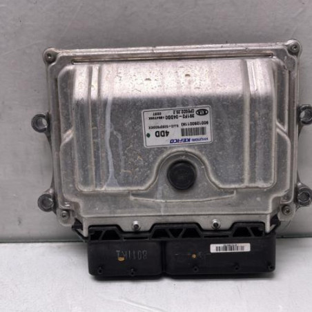 Calculateur moteur KIA CEE-D 2 Photo n°1