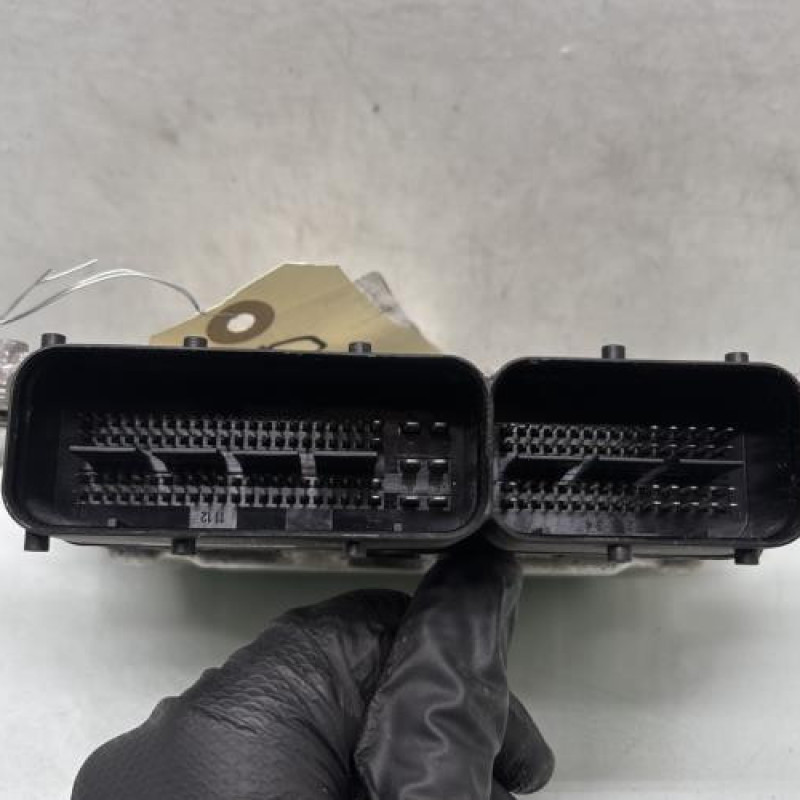 Calculateur moteur KIA CEE-D 2 Photo n°3