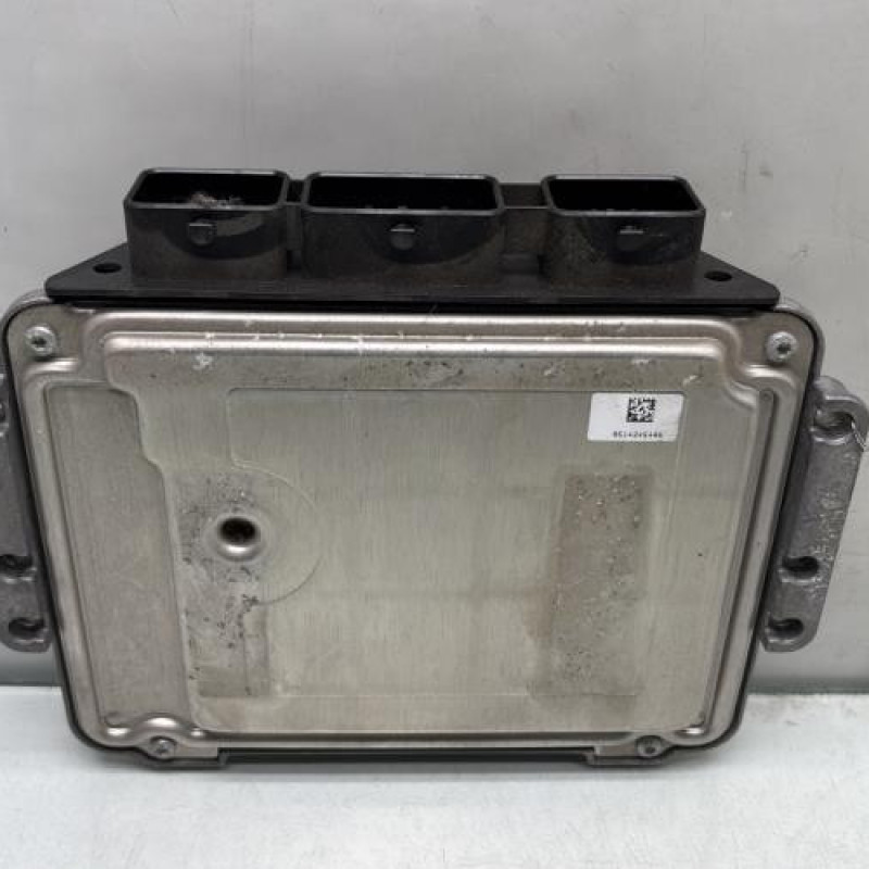 Calculateur moteur PEUGEOT 407 Photo n°4