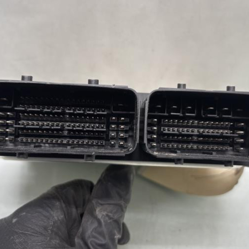 Calculateur moteur CITROEN BERLINGO 2 Photo n°3