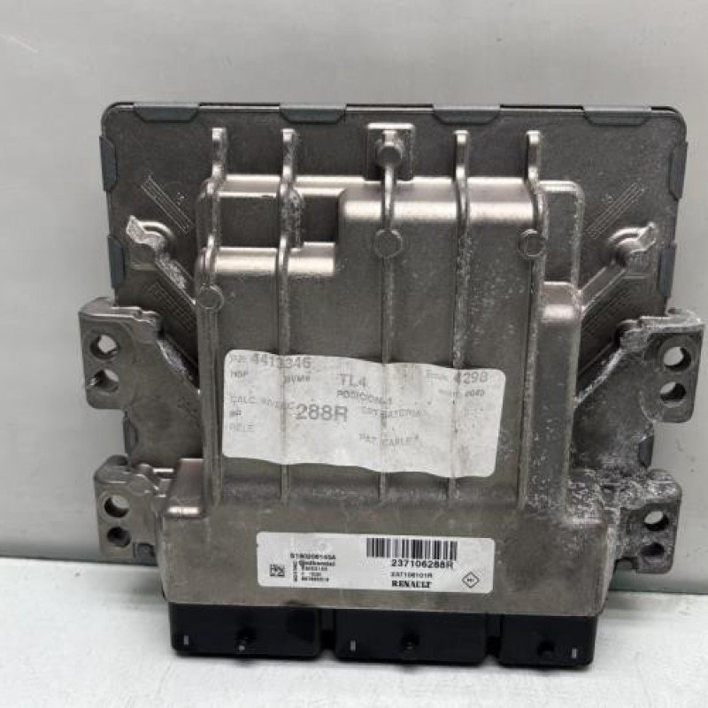 Calculateur moteur RENAULT MEGANE 4 Photo n°1