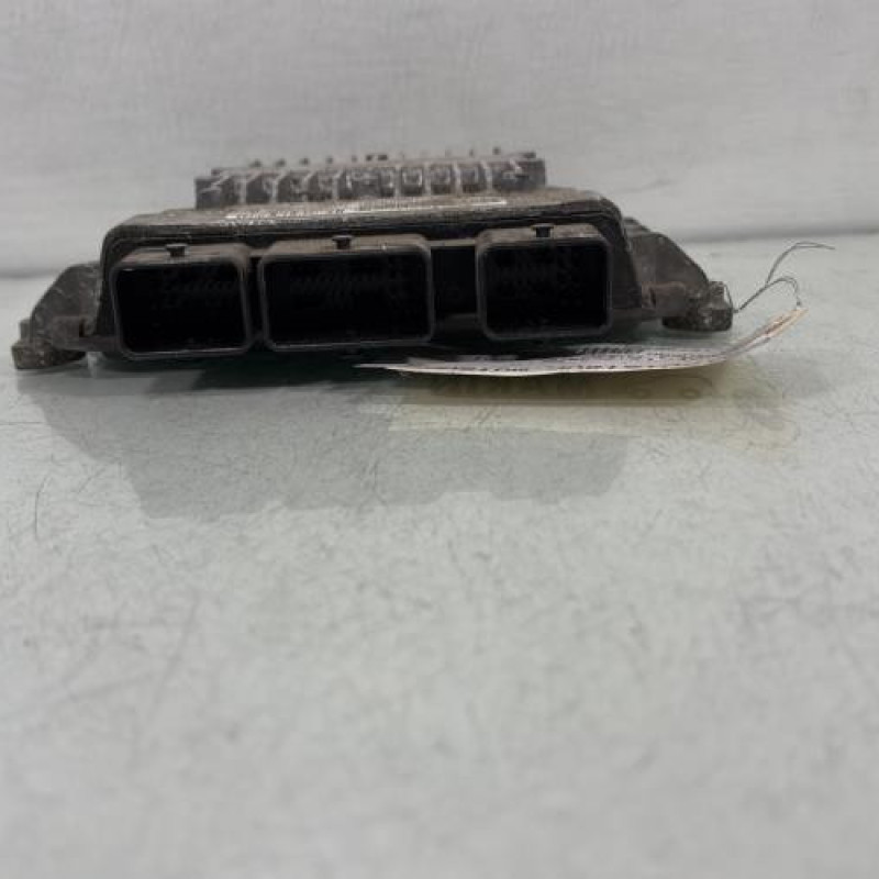 Calculateur moteur PEUGEOT PARTNER 1 Photo n°4