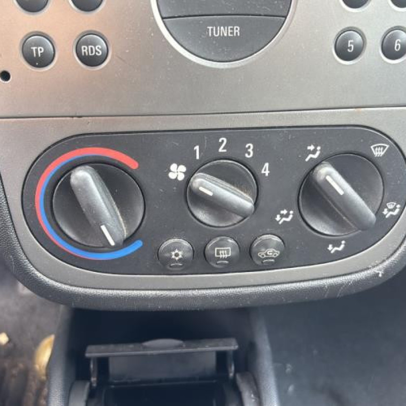 Calculateur moteur OPEL CORSA C Photo n°19
