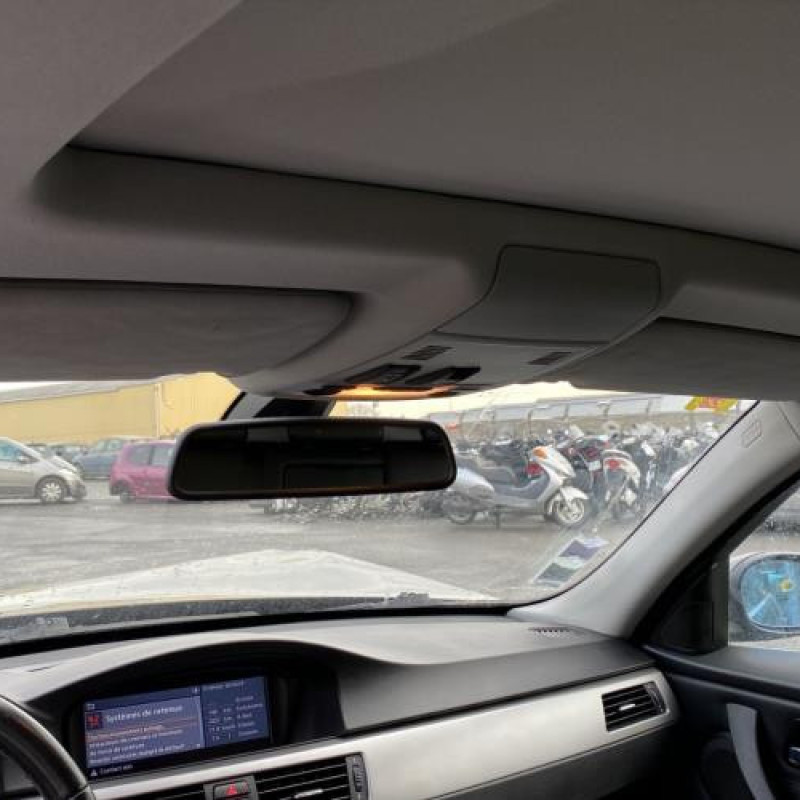 Ecran GPS BMW SERIE 3 E91 Photo n°16