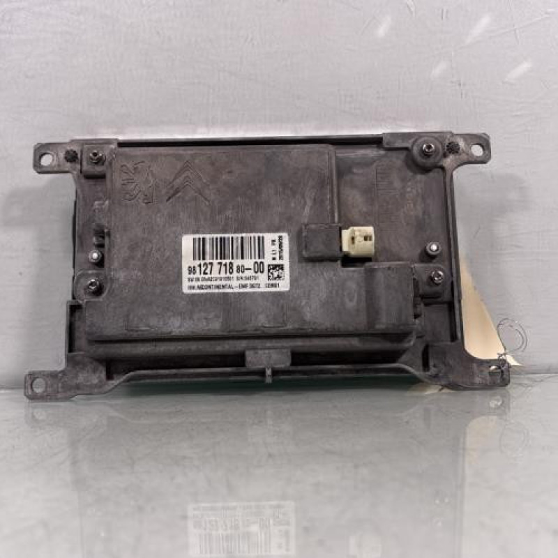 Ecran GPS PEUGEOT 508 1 Photo n°4