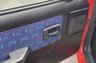 Ceinture avant droit PEUGEOT 205