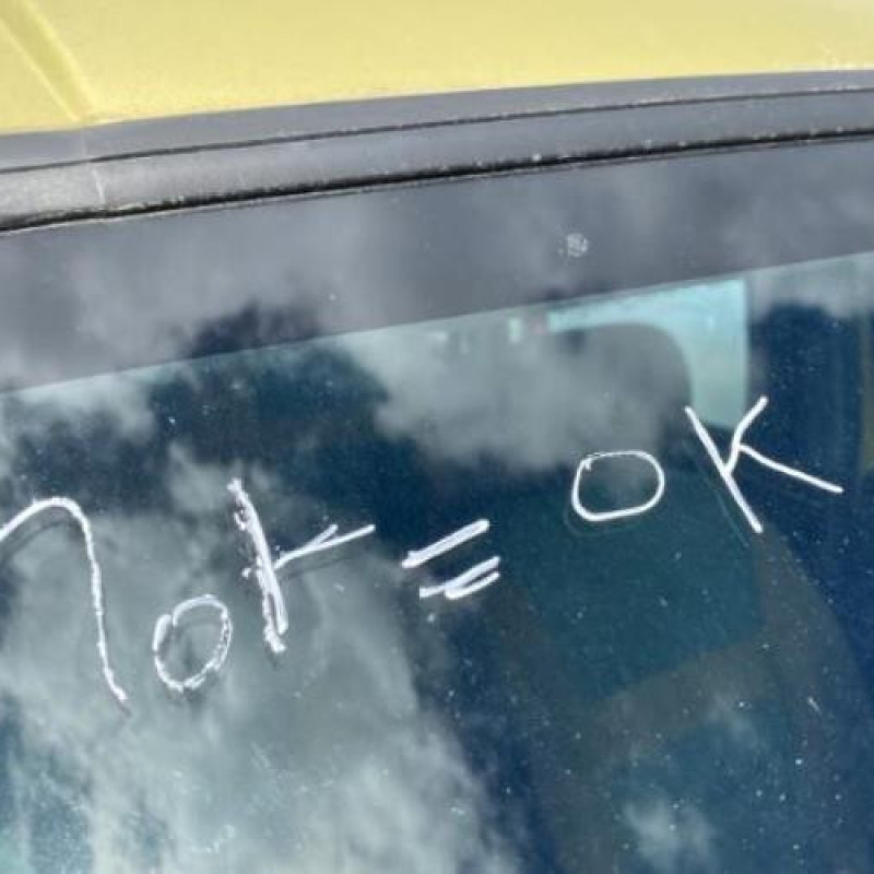 Ceinture avant droit CITROEN BERLINGO 1 Photo n°4