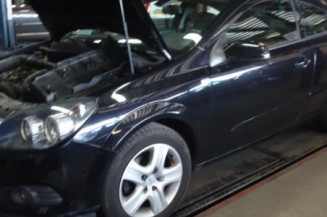 Ceinture avant droit OPEL ASTRA H