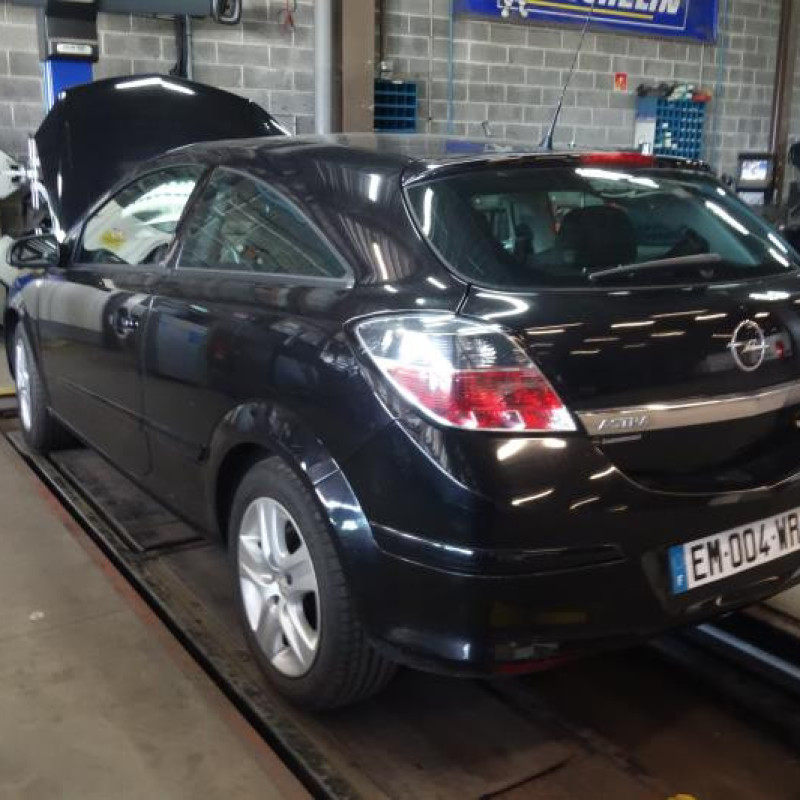 Ceinture avant droit OPEL ASTRA H Photo n°9