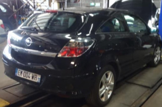 Ceinture avant droit OPEL ASTRA H