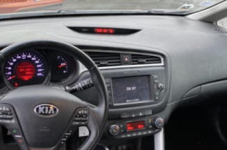 Ceinture avant gauche KIA CEE-D 2