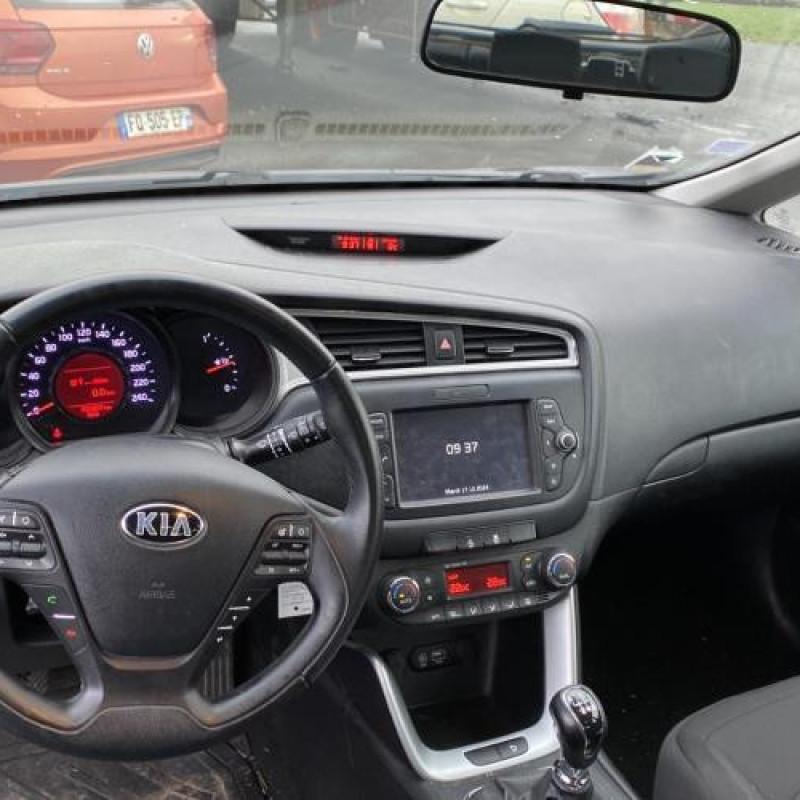 Ceinture avant gauche KIA CEE-D 2 Photo n°17