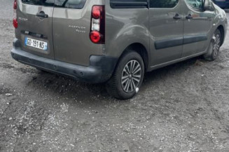 Pretensionneur de ceinture avant gauche PEUGEOT PARTNER 2