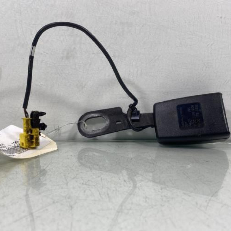 Attache ceinture arriere droit MERCEDES CLASSE B 245 Photo n°1