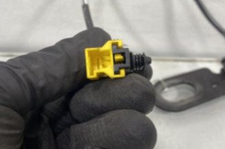 Attache ceinture arriere droit MERCEDES CLASSE B 245