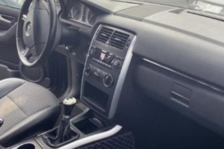 Attache ceinture arriere gauche MERCEDES CLASSE B 245