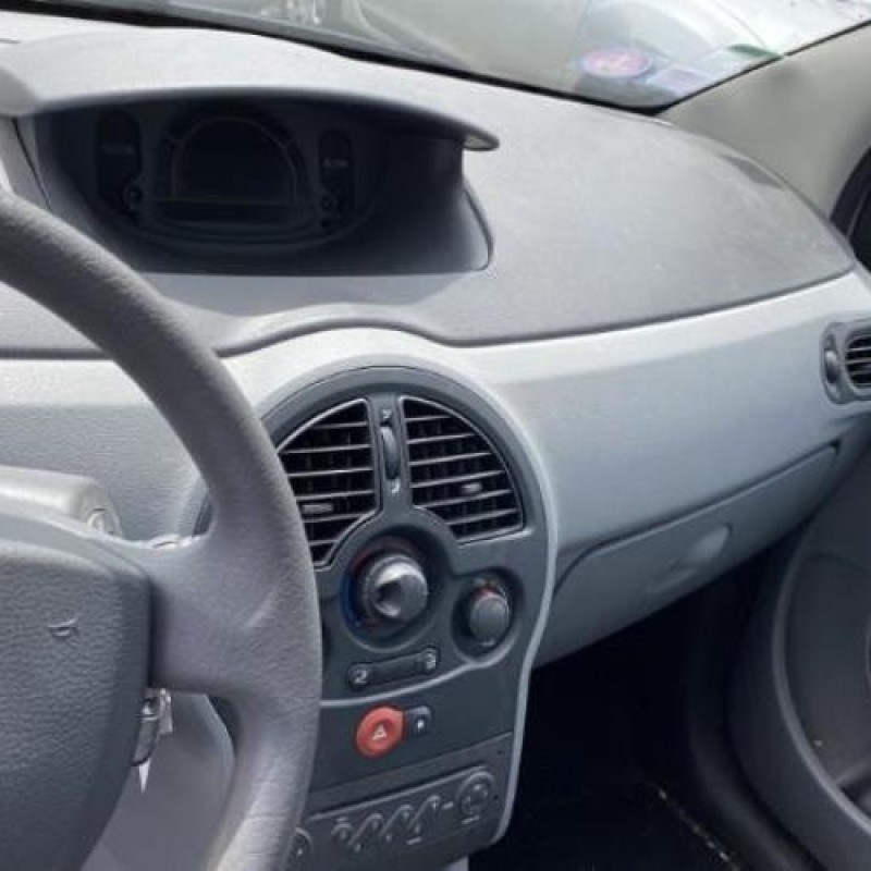 Aile avant droit RENAULT MODUS Photo n°7