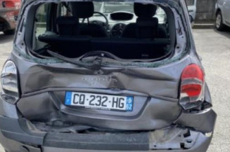 Aile avant droit RENAULT MODUS