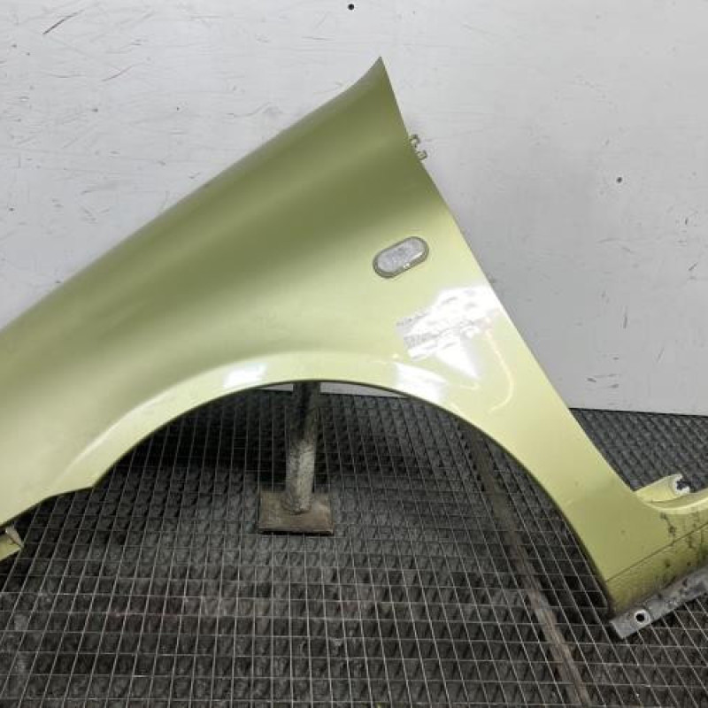 Aile avant gauche RENAULT CLIO 2 CAMPUS Photo n°1