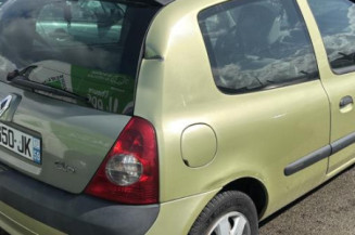 Aile avant gauche RENAULT CLIO 2 CAMPUS