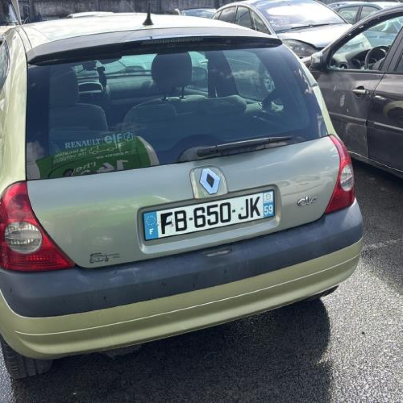 Aile avant gauche RENAULT CLIO 2 CAMPUS Photo n°9
