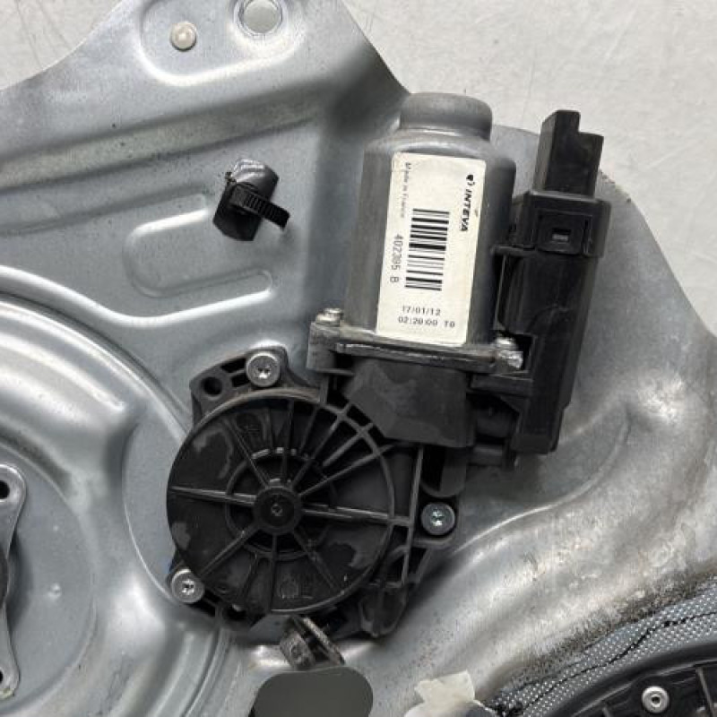 Leve vitre electrique avant gauche KIA SPORTAGE 3 Photo n°3