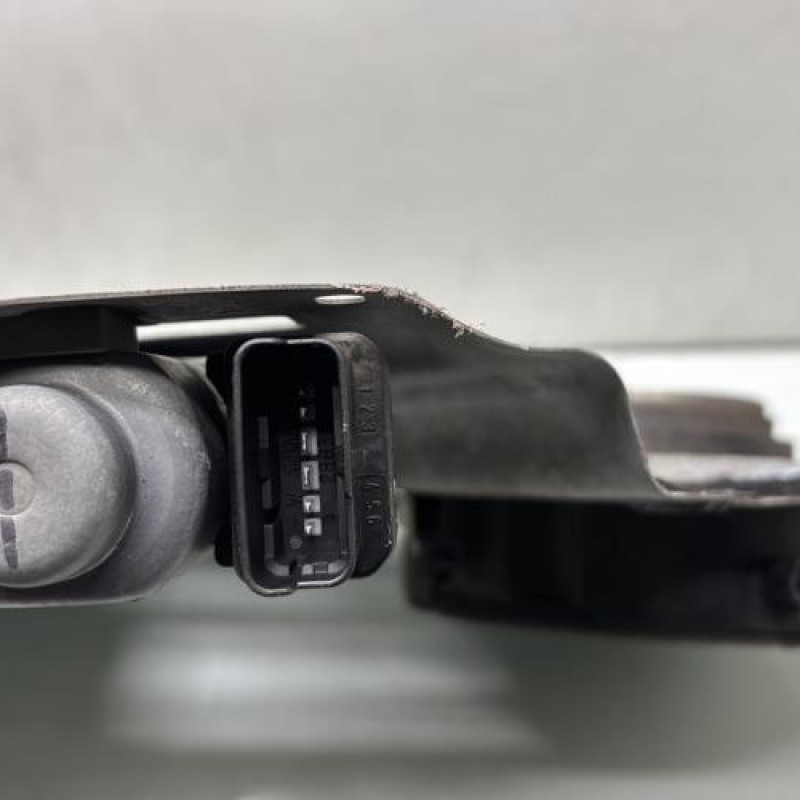 Leve vitre electrique avant gauche KIA SPORTAGE 3 Photo n°4