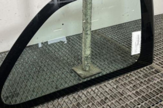 Custode arriere droit TOYOTA YARIS 2