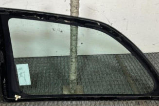 Custode arriere droit TOYOTA YARIS 2