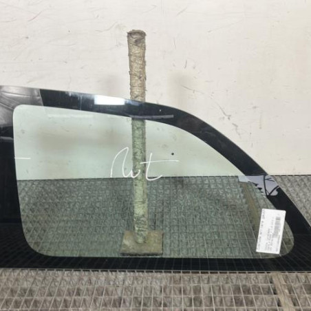 Custode arriere gauche TOYOTA YARIS 2 Photo n°1