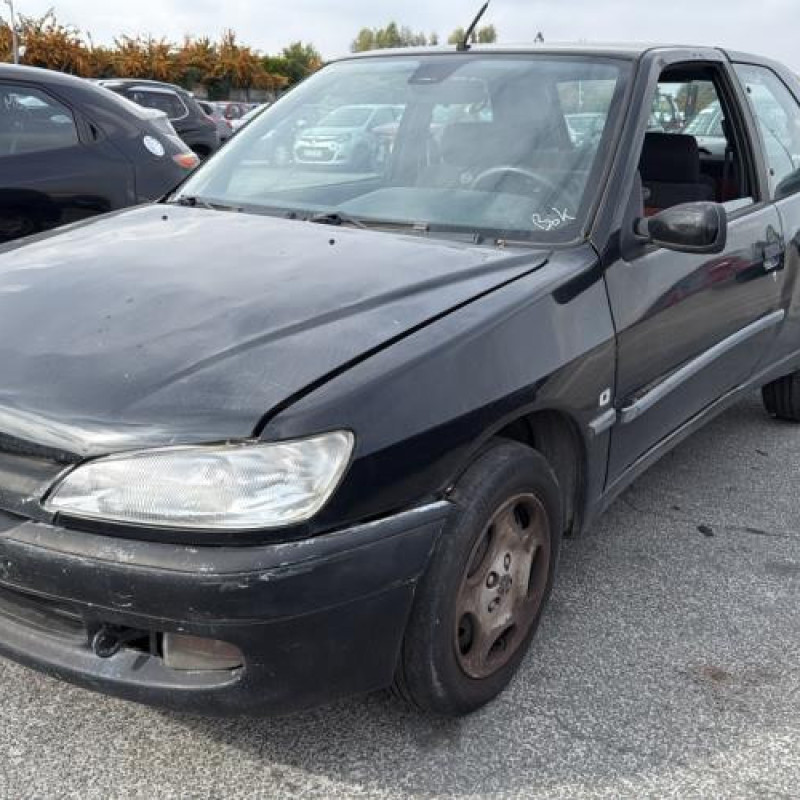 Custode arriere gauche PEUGEOT 306 Photo n°5