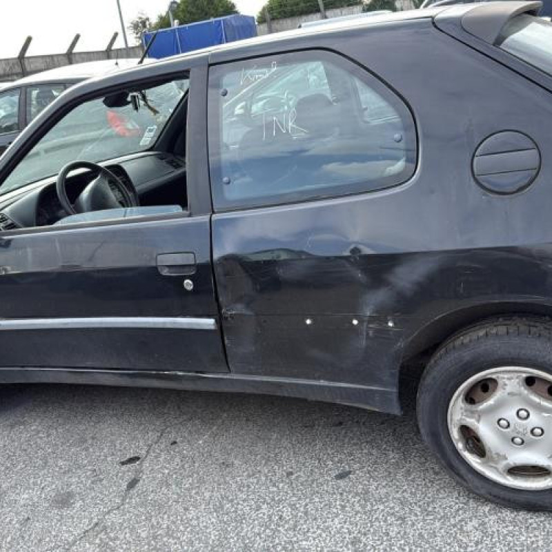 Custode arriere gauche PEUGEOT 306 Photo n°10