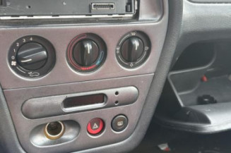 Custode arriere gauche PEUGEOT 306