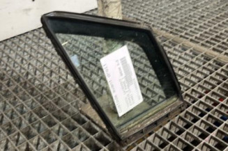 Custode avant droit (porte) TOYOTA AVENSIS 3