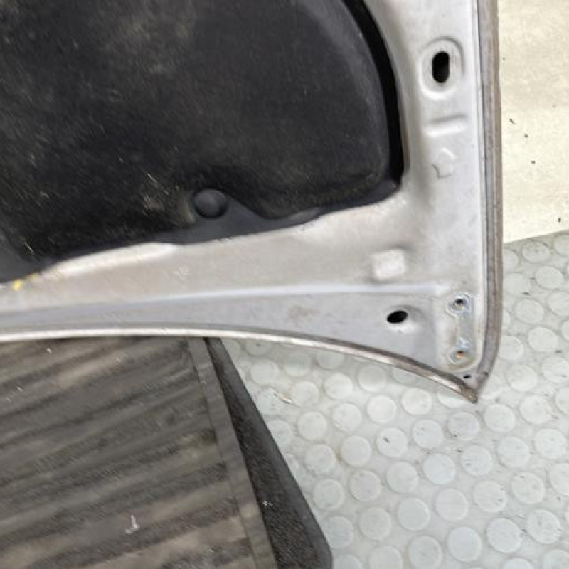 Capot TOYOTA YARIS 1 Photo n°8