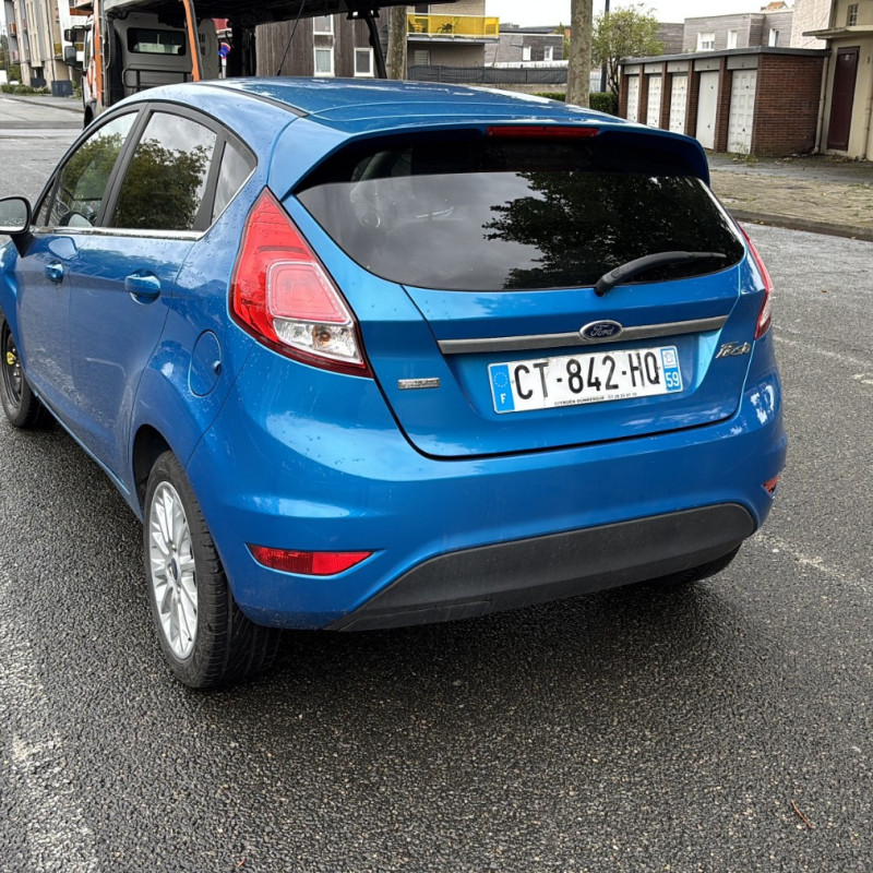 FORD FIESTA 6 PHASE 2 1.0i - 12V TURBO Photo n°4