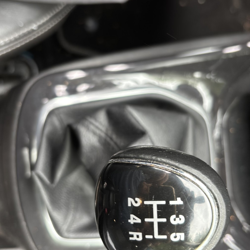 FORD FIESTA 6 PHASE 2 1.0i - 12V TURBO Photo n°7