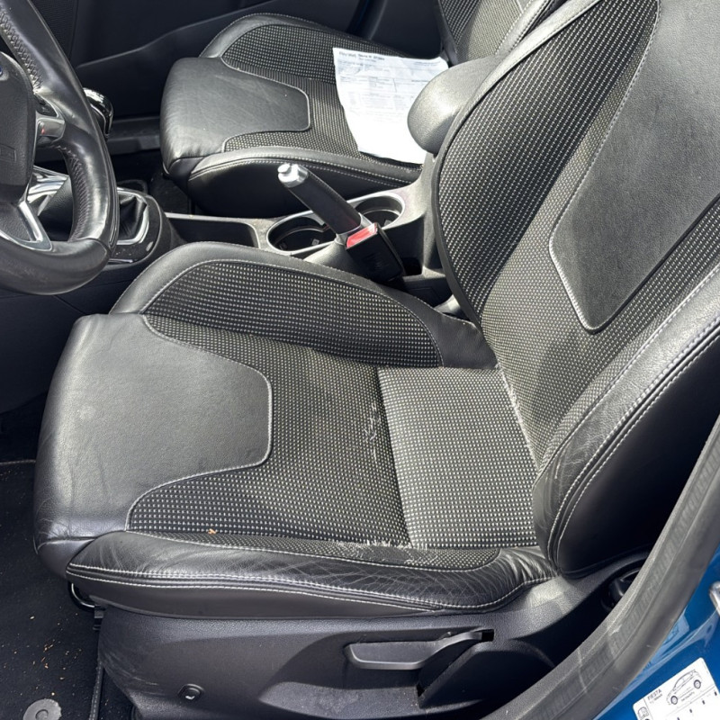 FORD FIESTA 6 PHASE 2 1.0i - 12V TURBO Photo n°19