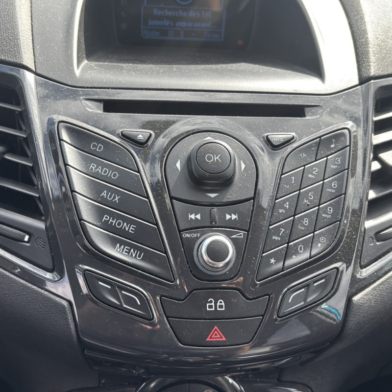 FORD FIESTA 6 PHASE 2 1.0i - 12V TURBO Photo n°25