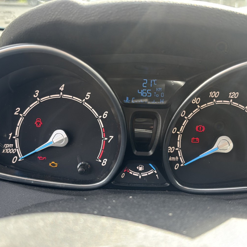 FORD FIESTA 6 PHASE 2 1.0i - 12V TURBO Photo n°28