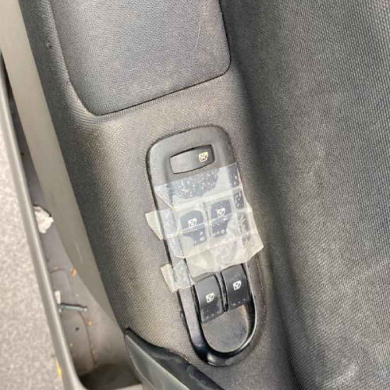 Feu arriere principal gauche (feux) RENAULT SCENIC 2 Photo n°16