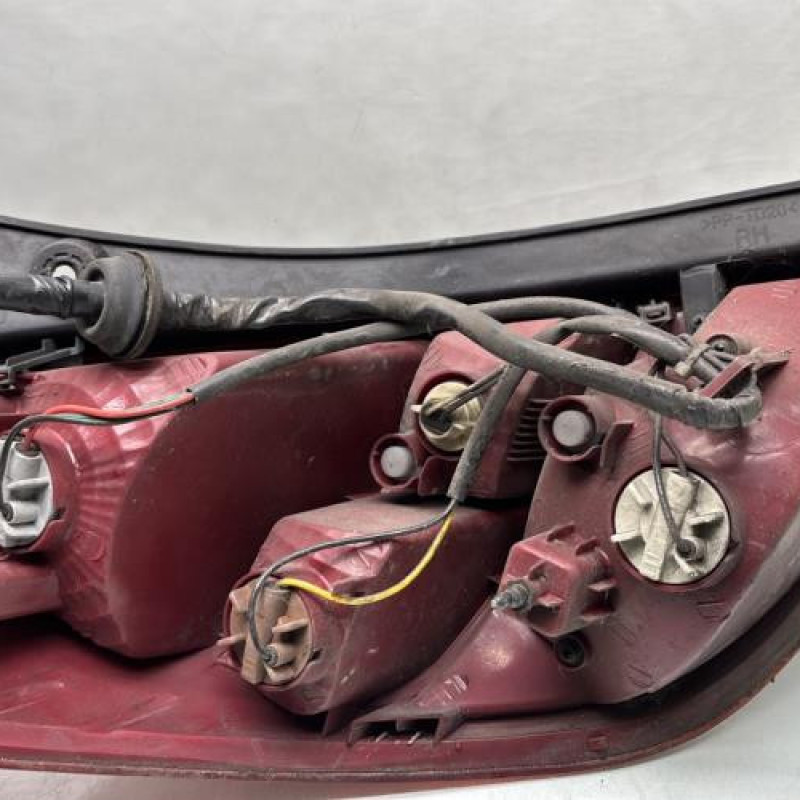 Feu arriere principal droit (feux) HYUNDAI I 20 1 Photo n°4